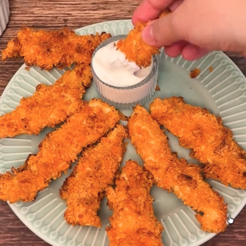 Logo Chicken Tenders Crunch con Ruffles® Salsa Buffalo